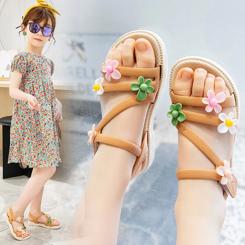 Сандалии для девочек, летние новые детские модные туфли принцессы на мягкой подошве, детская обувь для маленьких девочек, пляжная обувь, универсальная
