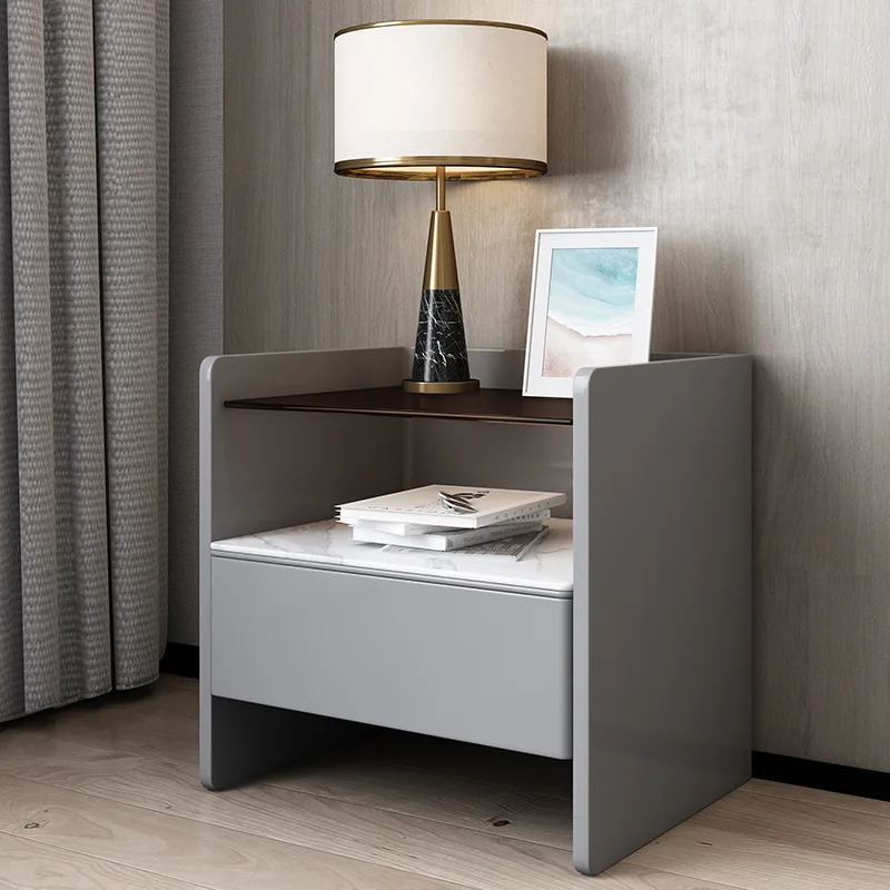 Итальянский минималистский прикроватный столик оптовый шкафчик сбоку от гостиничного ковчега в спальне по контракту с модными дизайнерскими вещами