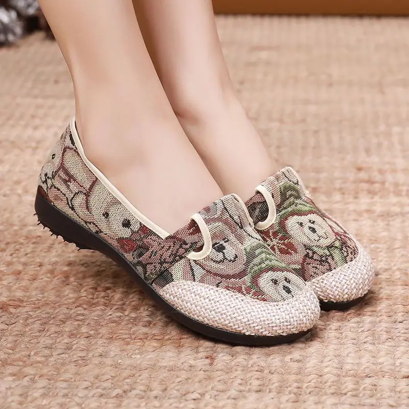 Весенняя новая тканевая обувь Old Beijing, женская дышащая льняная обувь рыбака, материнская обувь на плоской подошве, Ленивая обувь Bear