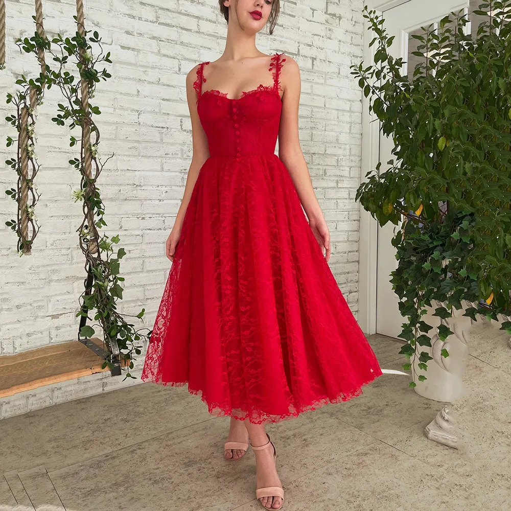 Потрясающие Красные платья для выпускного вечера 2022, Кружевное платье для вечеринки по случаю возвращения домой длиной до чая, Короткие вечерние платья на бретельках, Пуговицы спереди