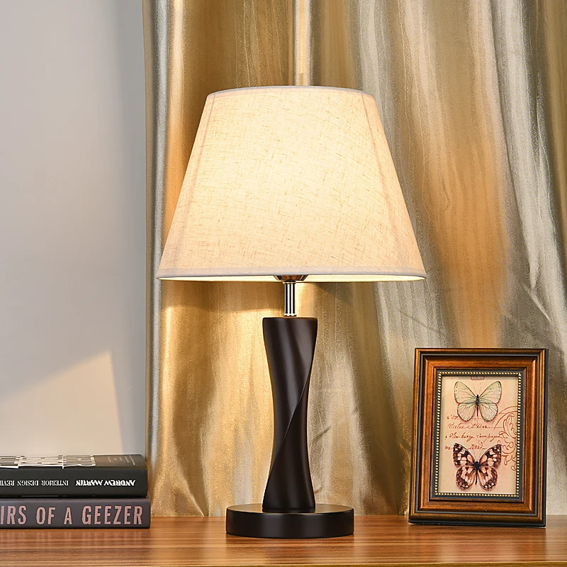 Простая и современная китайская настольная лампа из массива дерева, Прикроватная лампа для спальни, Креативная Гостиничная гостиная, Кабинет, Офис, Бытовая лампа
