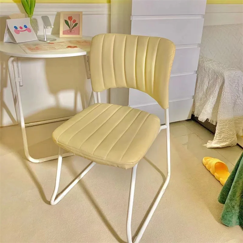 Скандинавский дизайн бытовой обеденный стул пластиковый стул современный простой экономичный стул со спинкой сетчатый красный стул со спинкой для столовой