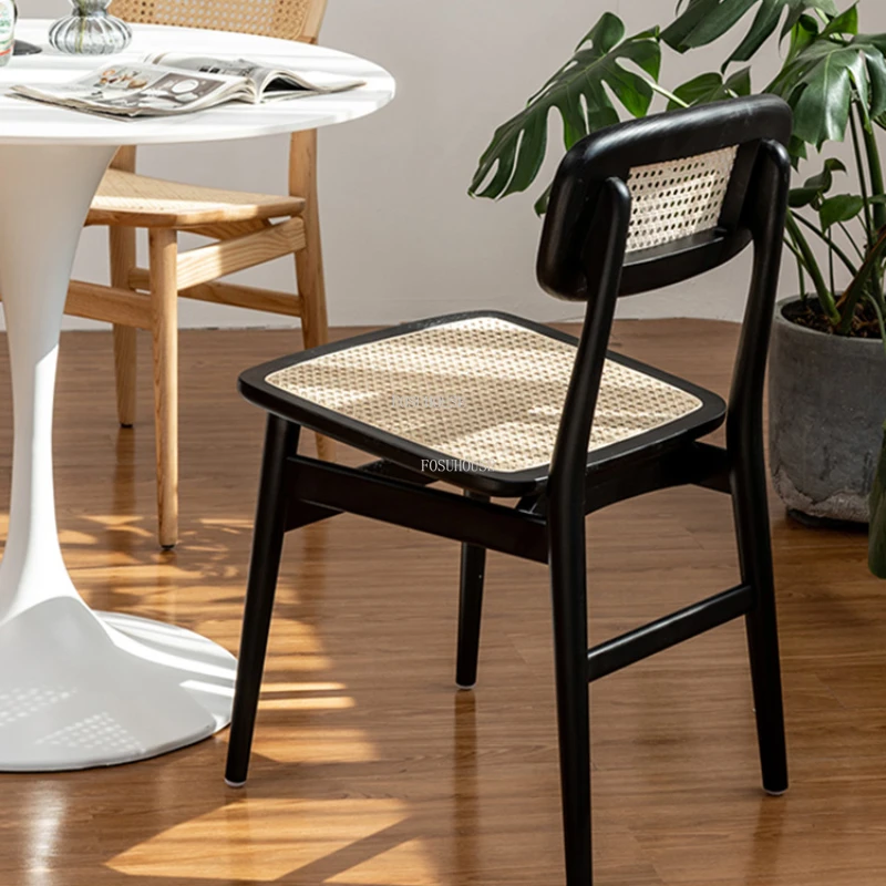 Стулья для гостиной из Скандинавского ротанга, мебель для дома в стиле Ретро, обеденный стул со спинкой из цельного дерева, Японский Дизайнерский Одноместный диван для отдыха, кресло